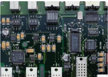 PCB电镀外貌：电镀水、溅射、蒸镀