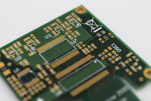 工程师详细讲解剖析RF PCB的设计